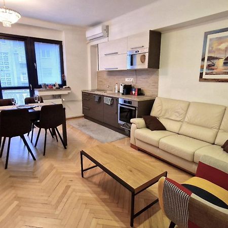 3 Room City Center Apartment By Bratislavatrip Екстер'єр фото